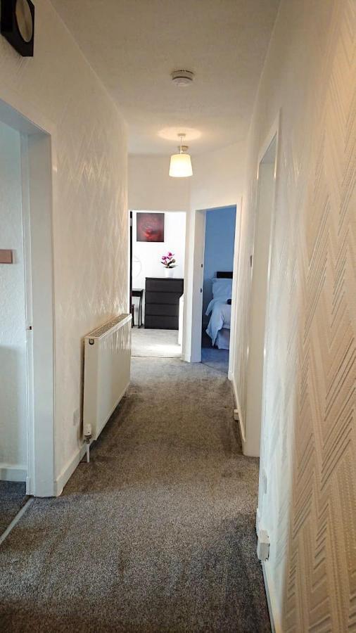 غلاسغو Carnock Road Apartment - Silverburn Shopping Centre المظهر الخارجي الصورة